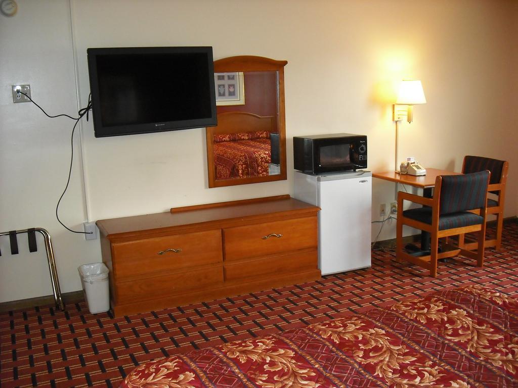 Regency Inn Hudson Exteriér fotografie